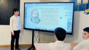 Read more about the article Урок поучительной сатиры